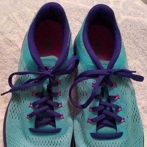 NIKE Fitsole running shoes Ladies